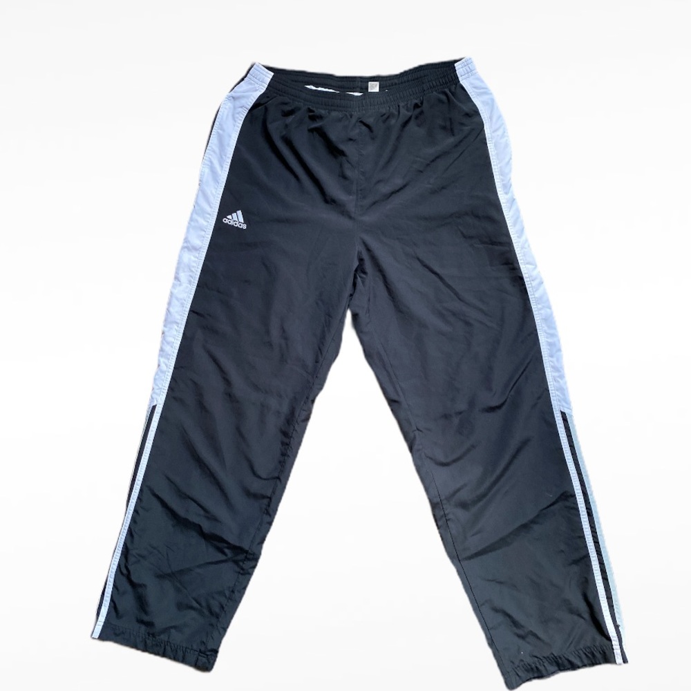 men adidas pants size m